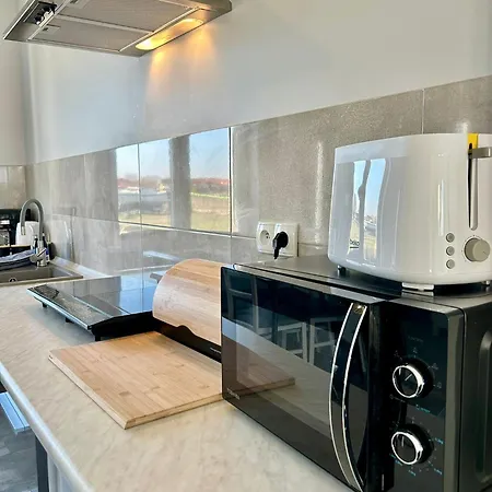 Apartman Ahoj -apartamenty- 450 M Do Plazy Rewal