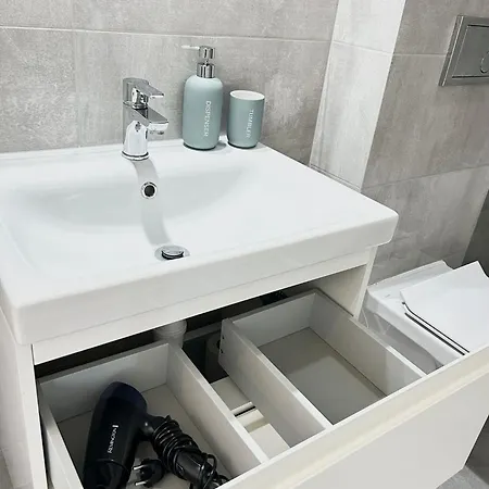 Apartman Ahoj -apartamenty- 450 M Do Plazy Rewal